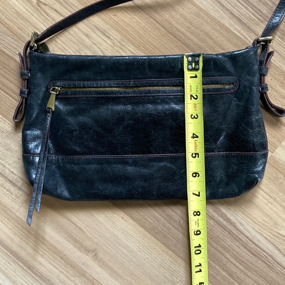 HOBO Elegant Black Crossbody Bag - Picture 4 of 11